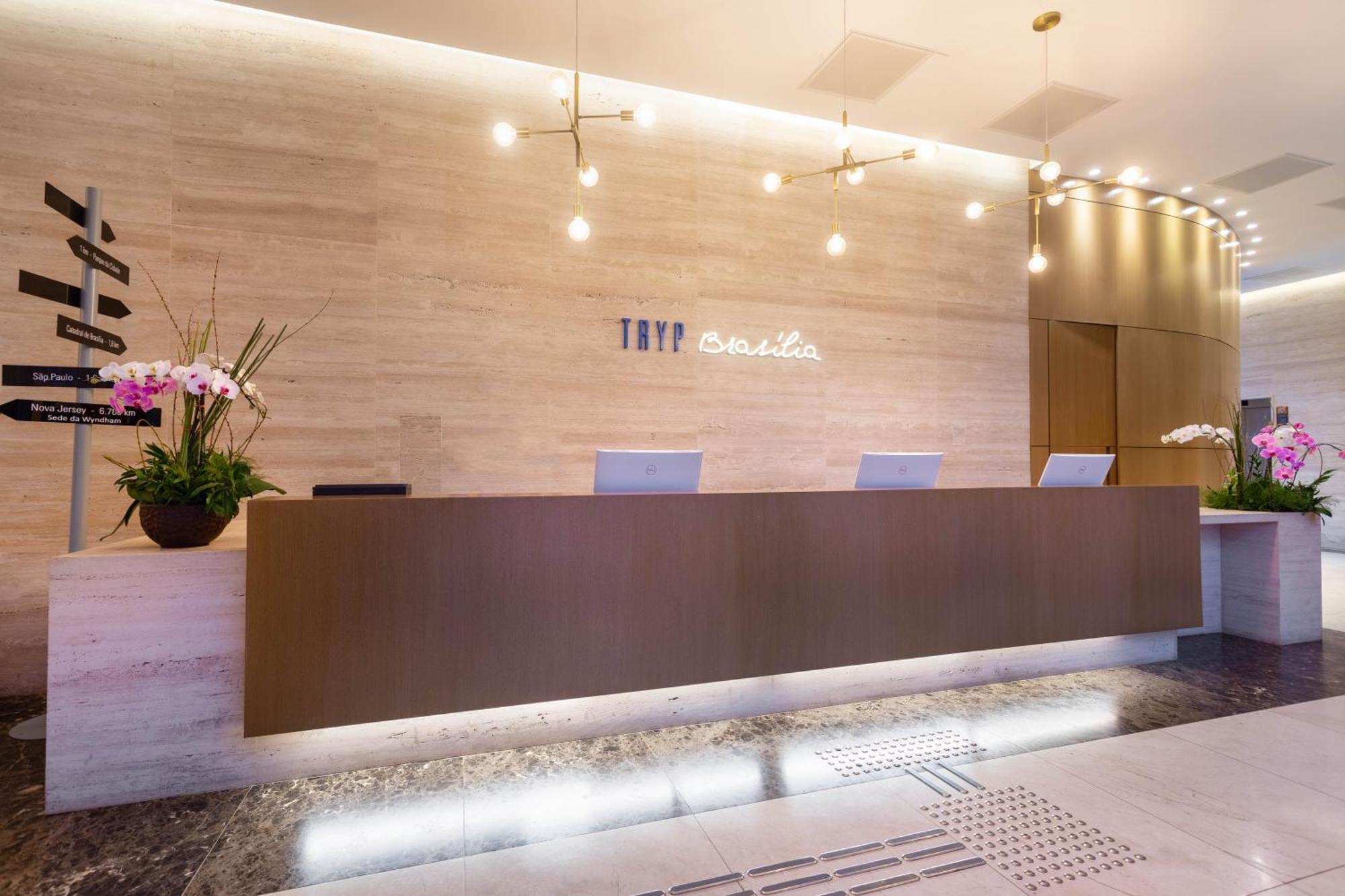 Tryp By Wyndham Brasilia Nacoes Ξενοδοχείο Εξωτερικό φωτογραφία